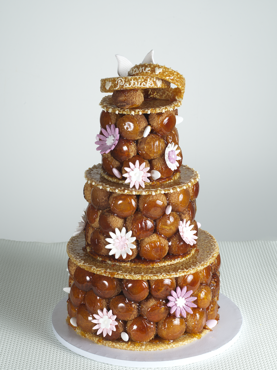 Pièce montée mariage 100 choux